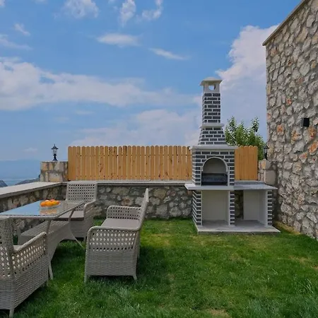 Tepe Villa *