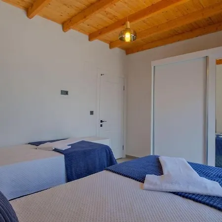 Tepe וילה Arsakoey