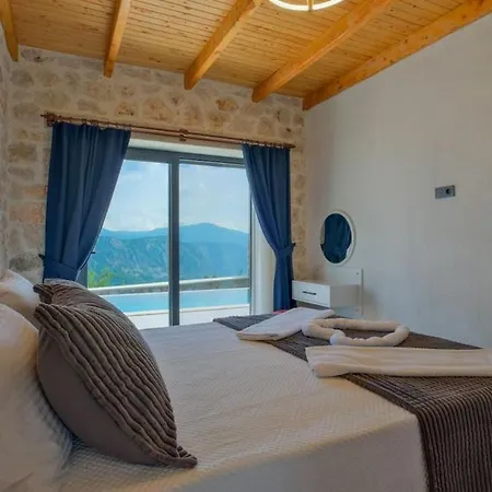 Tepe וילה Arsakoey